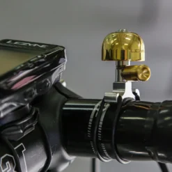 Lezyne Klassieke Messing Bel - Goud 7 Lezyne Klassieke Messing Bel - Goud -Velo Vlot Verkoop Product bells clascbrassbell zoom7