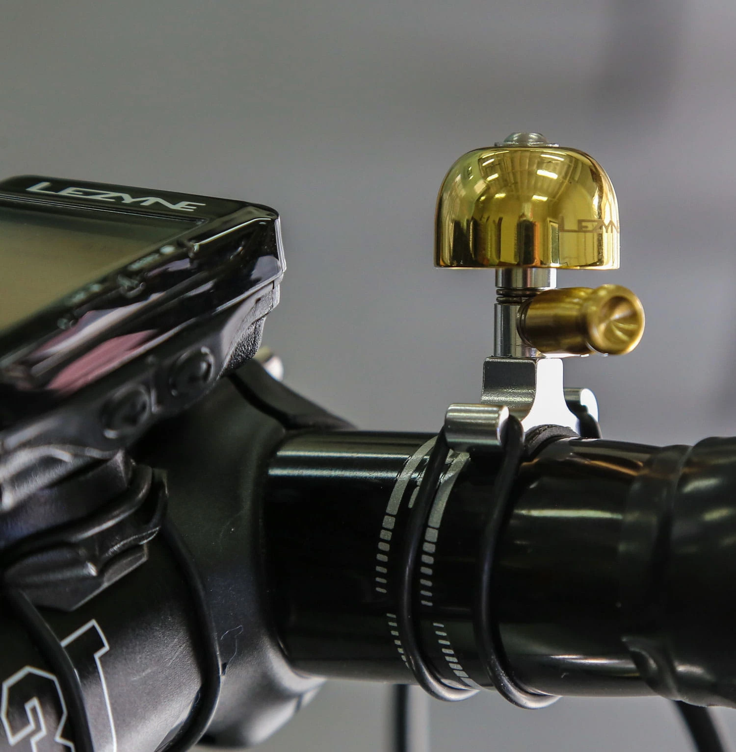 Lezyne Klassieke Messing Bel - Goud 4 Lezyne Klassieke Messing Bel - Goud - Afbeelding 4