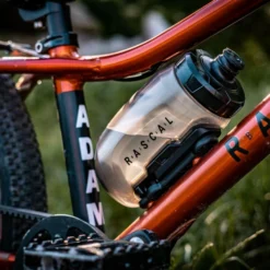 Flessendraaiset - Drinkfles Met Houder -Velo Vlot Verkoop a9a8c8a6 44a1 4311 8468 8bfc3052faf6 w1920